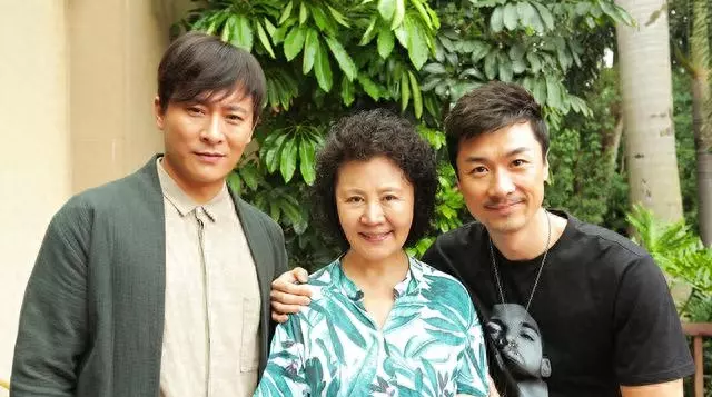 幸福敲了两次门吃散伙饭是哪一集(29)