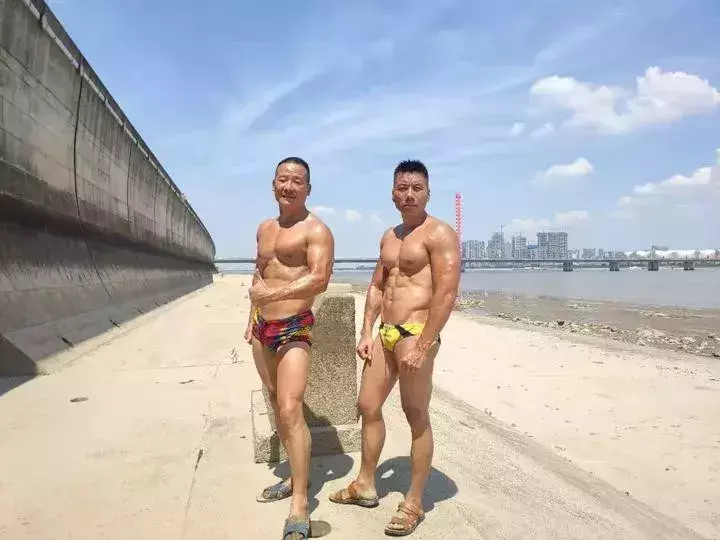 四十度晒高能在哪(4)