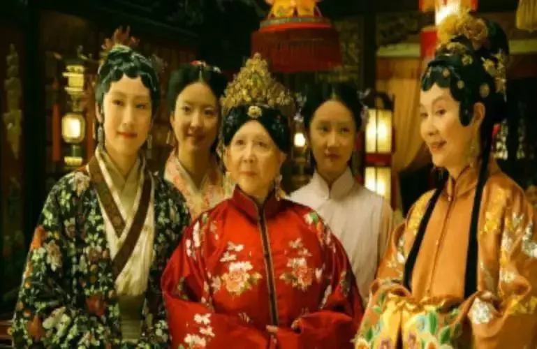 新红楼梦2010为什么下架(1)