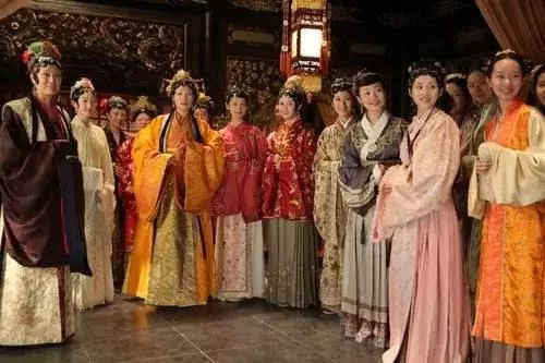 新红楼梦2010为什么下架(8)