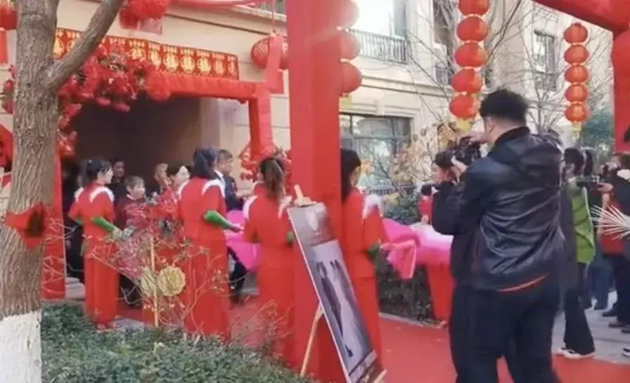 郭鹏翔yoyo老公什么工作(12)