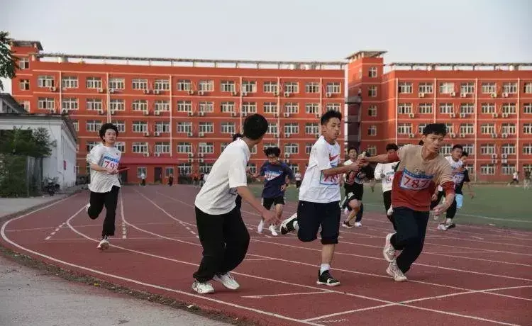 上蔡衡实好还是苏豫中学好呢(3)