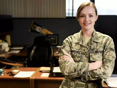 美国女兵的军事实力(1)