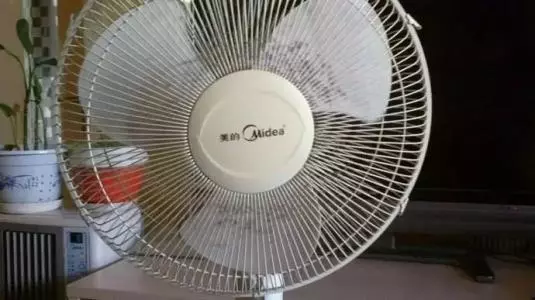 四方风扇怎么拆来洗(2)