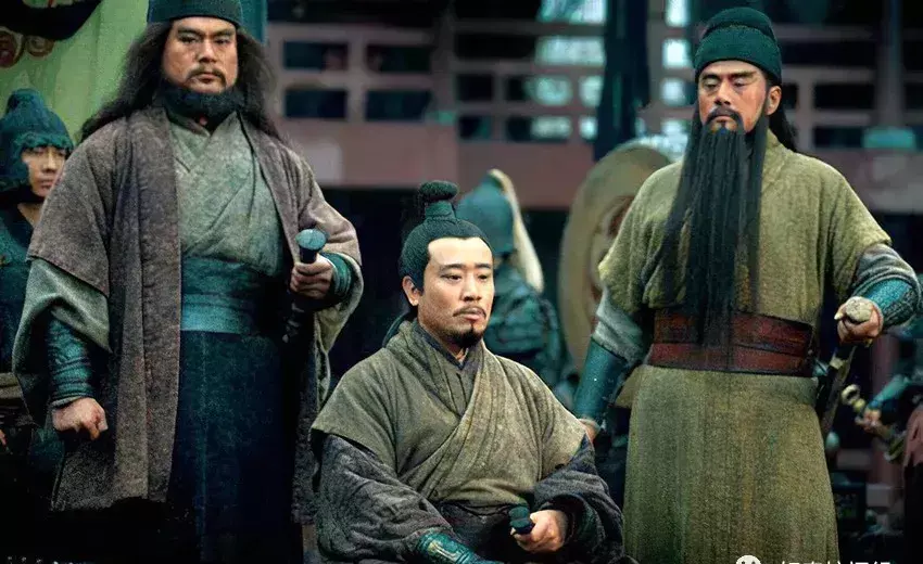 青龙偃月刀为什么叫冷艳锯(3)