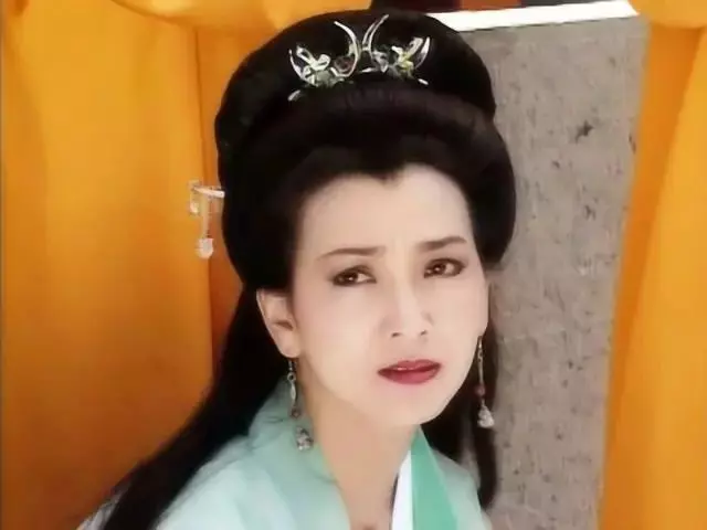 尹静琬和苏樱是一个人还是两个人(6)