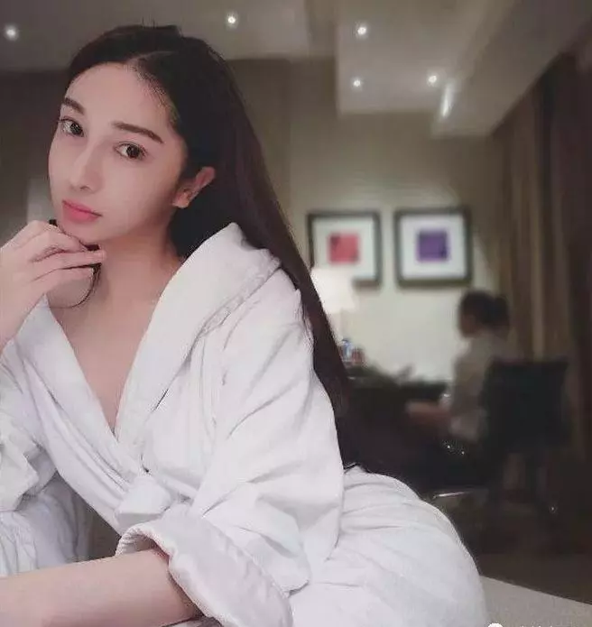 杨旭文和张俪还在一起吗(23)