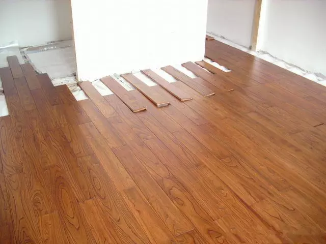 旧的地面瓷砖翻新最好方法(3)