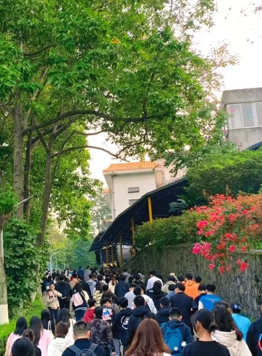 广州城市学院是民办还是公办(3)