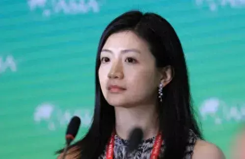 李颖与马云的关系(1)
