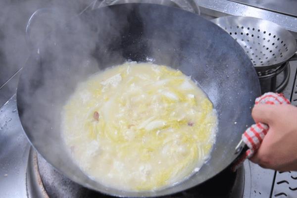豆腐炖什么菜好吃又简单.